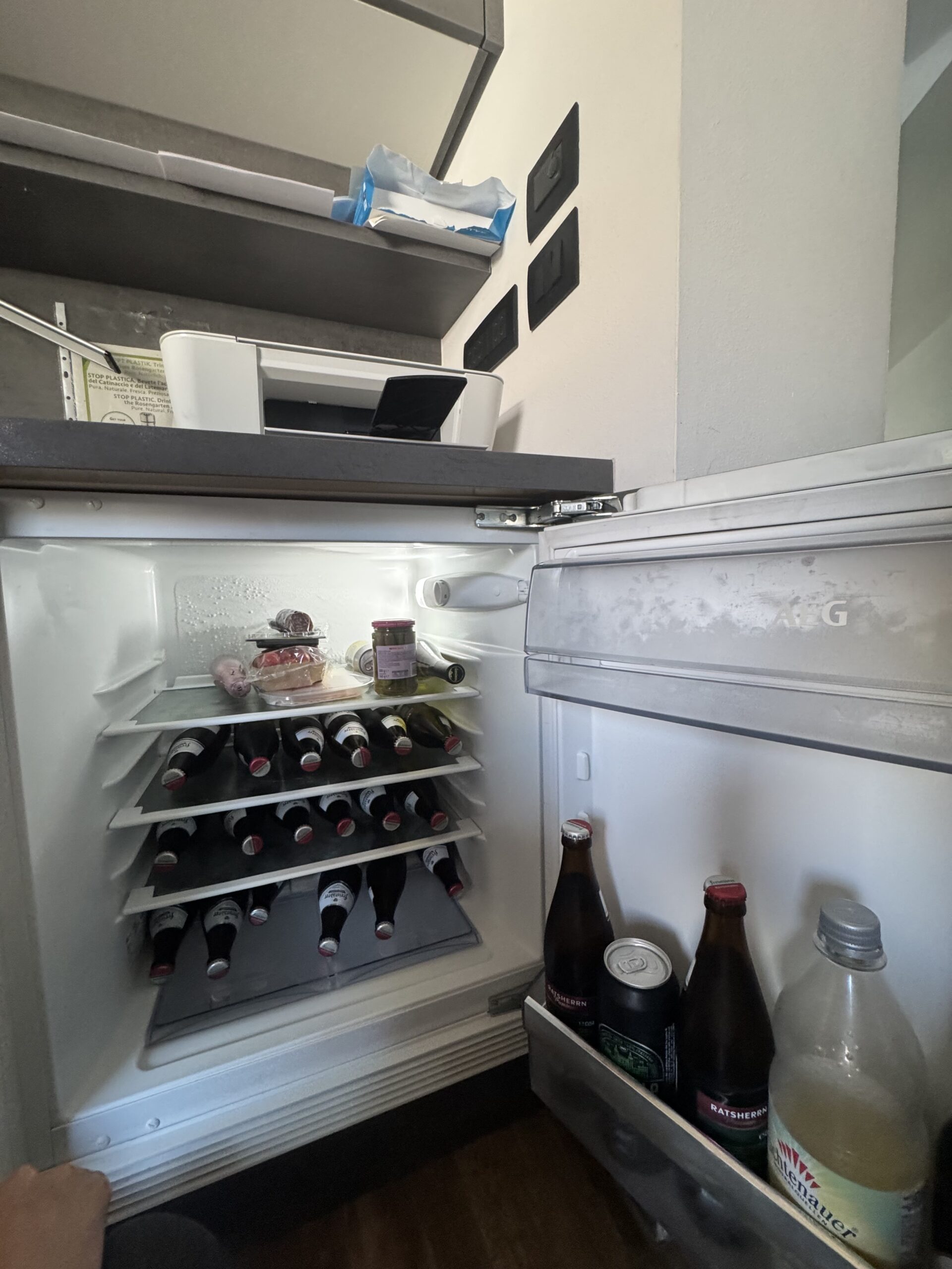 ワインセラーのラック