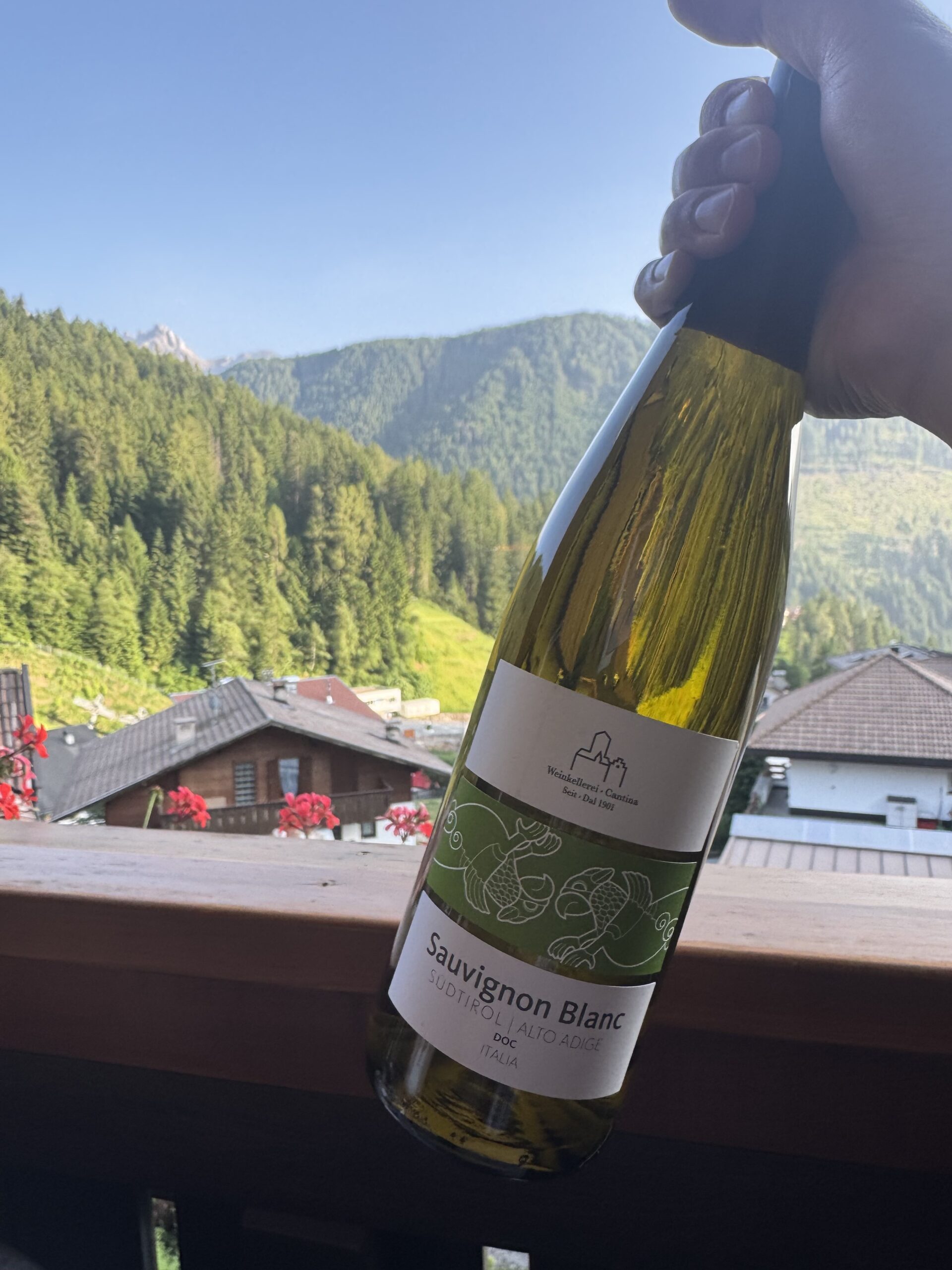 緑あふれる山の谷間