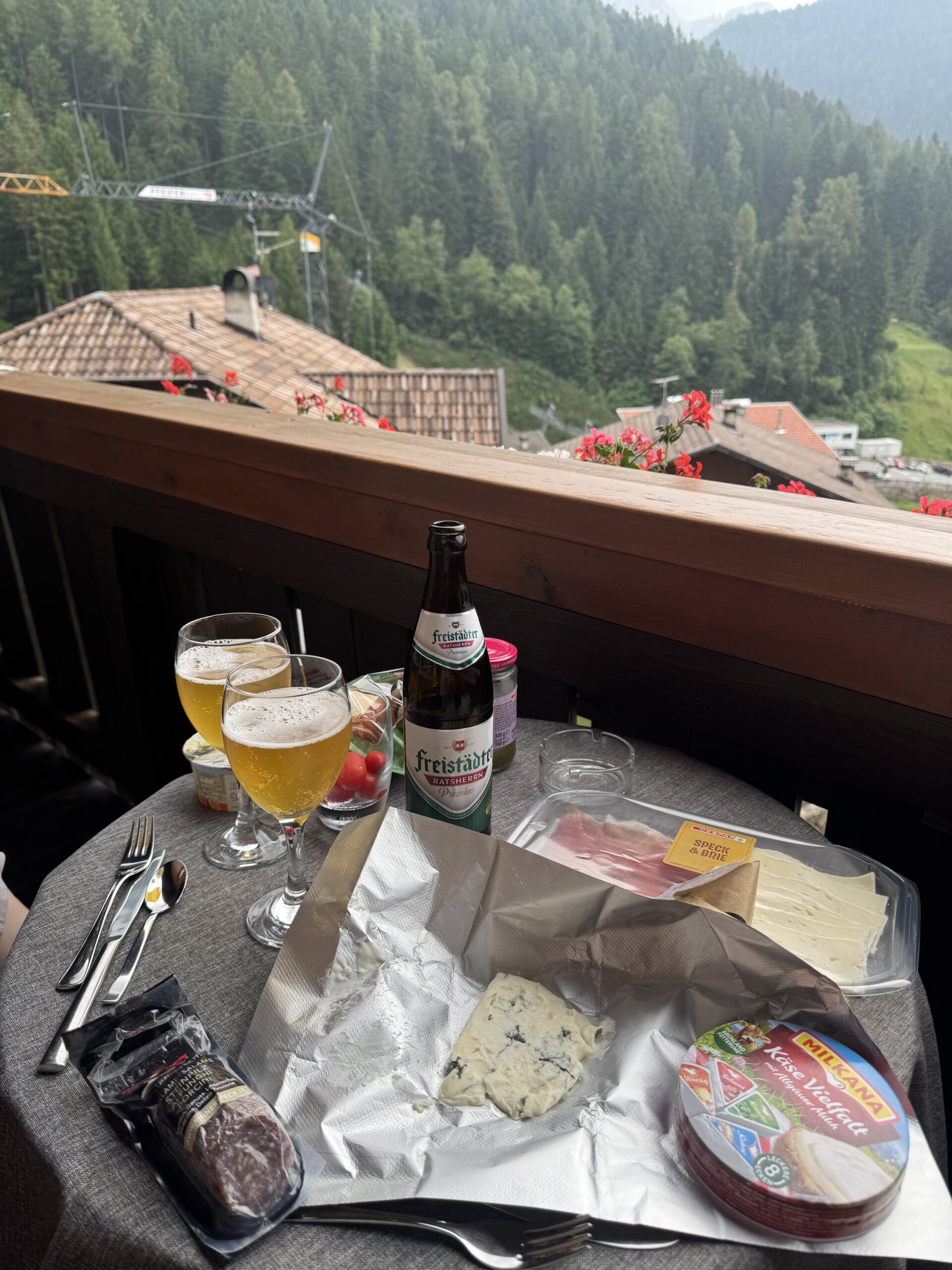 地元のデリカテッセン