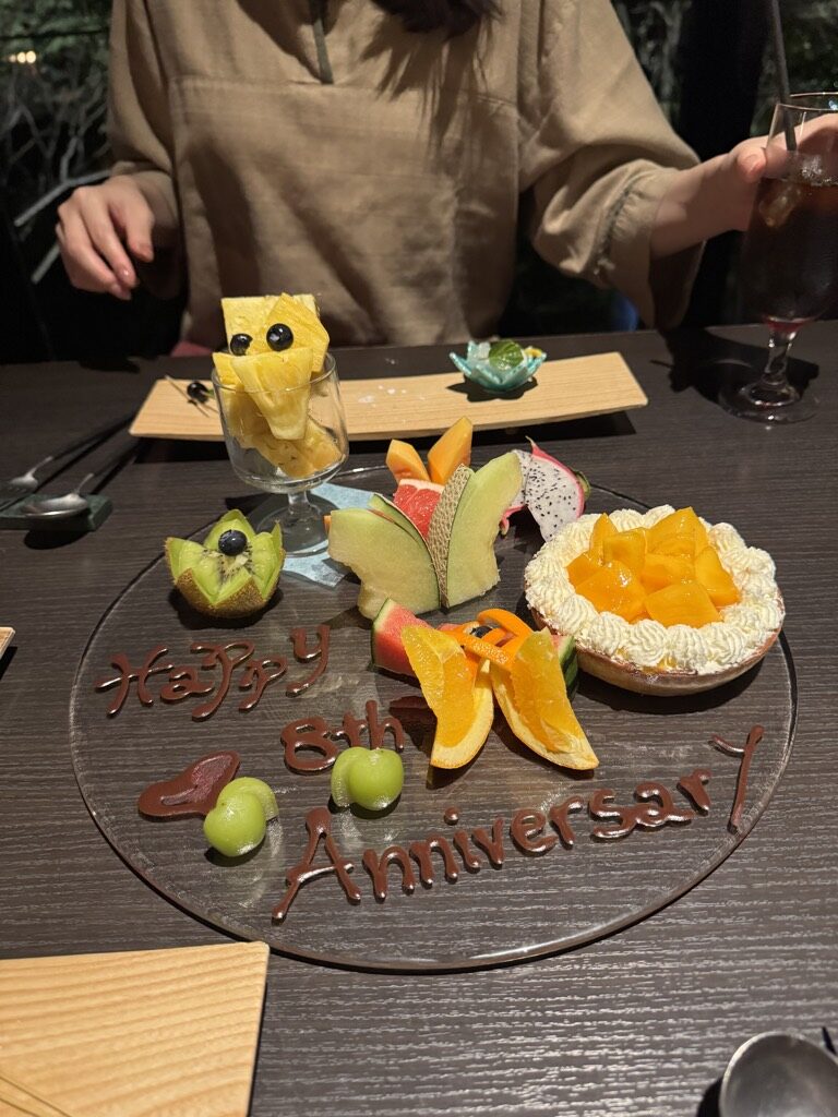 8周年をお祝いしてくれたアニバーサリーデザートプレート